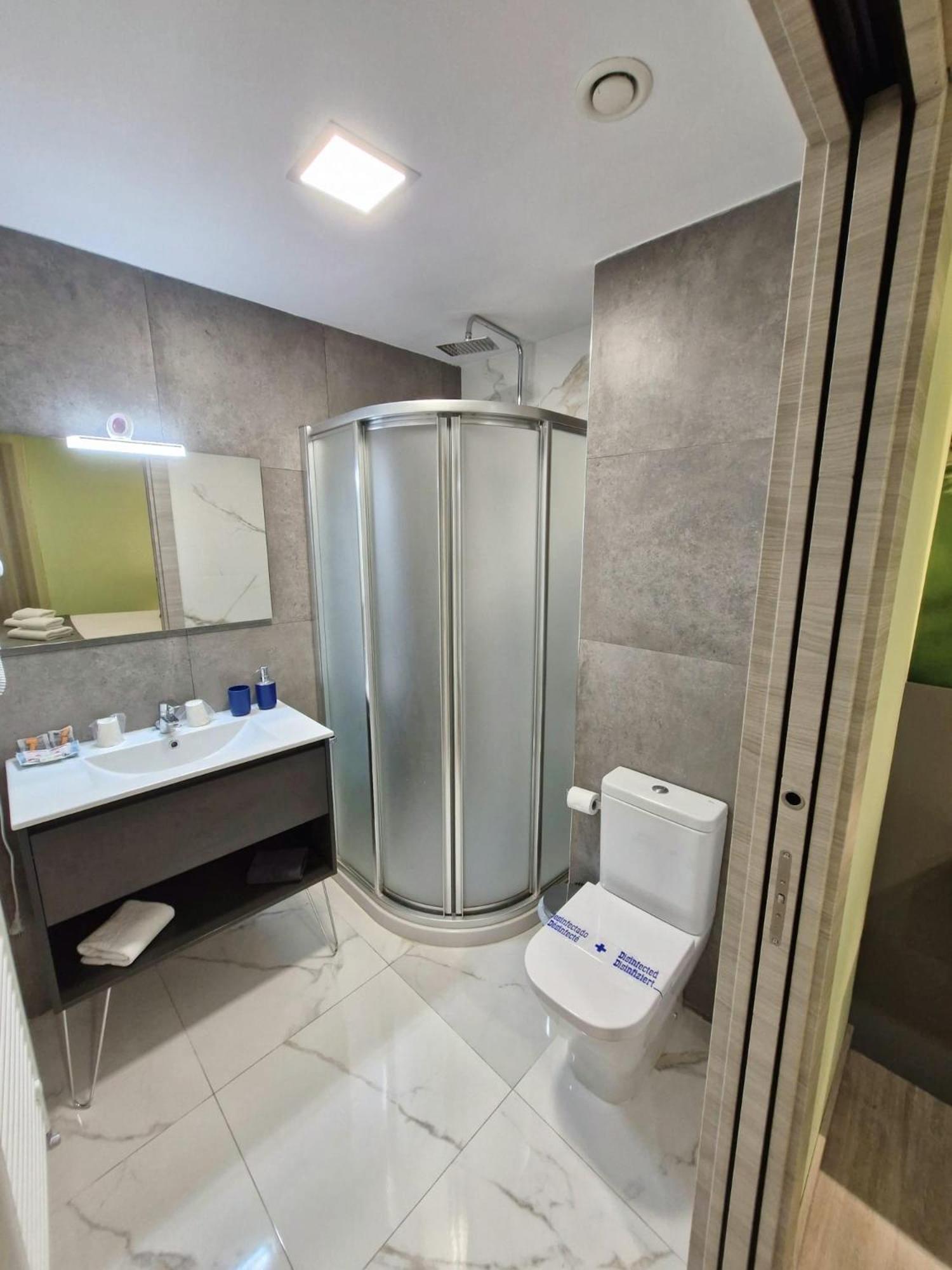 Feeling Home - Suites&Rooms León Dış mekan fotoğraf