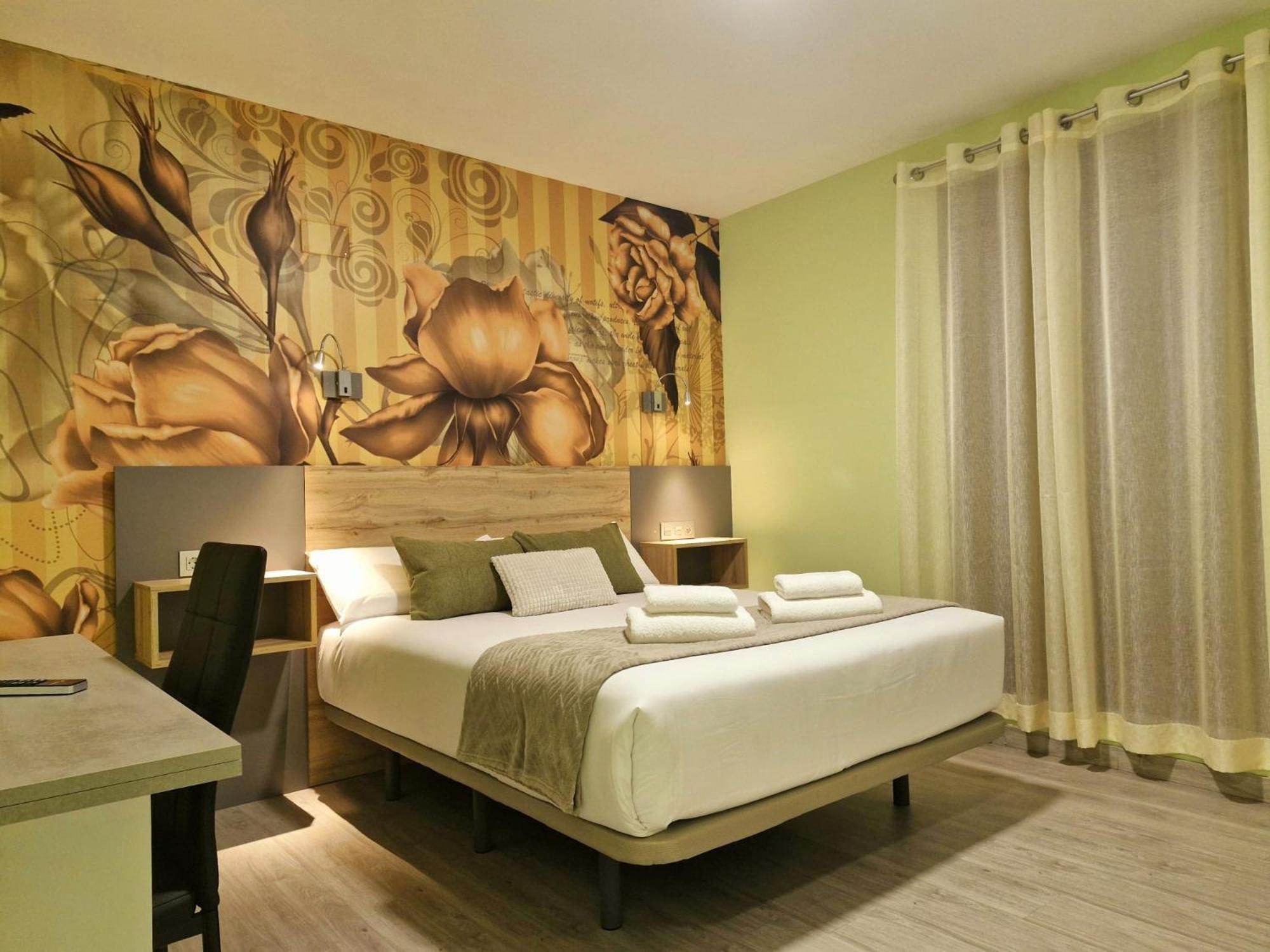 Feeling Home - Suites&Rooms León Dış mekan fotoğraf