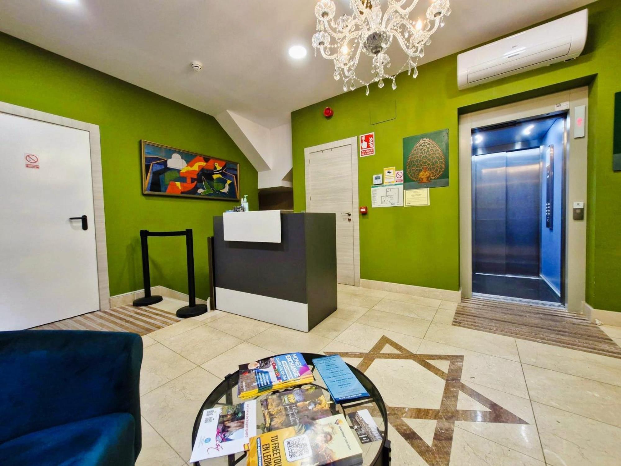 Feeling Home - Suites&Rooms León Dış mekan fotoğraf