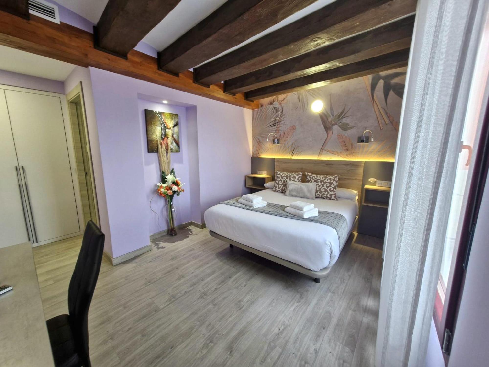 Feeling Home - Suites&Rooms León Dış mekan fotoğraf